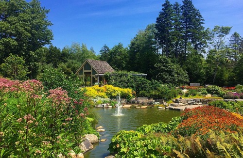 Ocean Point House | Bluebird Ocean Point Inn | Double Queen | with Private Beach Access