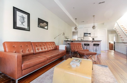 West Bath House | Blueground | Dupont Circle, garden & w/d, nr park