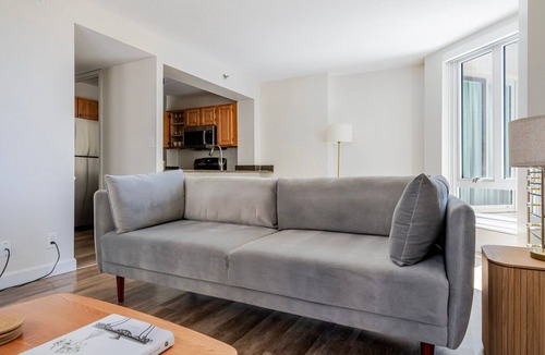 Prudential - St. Botolph Apartment | Blueground | Prudential/St. Botolph, pool, nr Boston Common