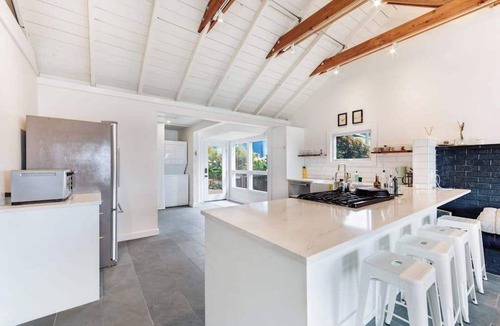 Old Town House | Bodega Bay 2BR bay-view bungalow with private sauna — dogs welcome
