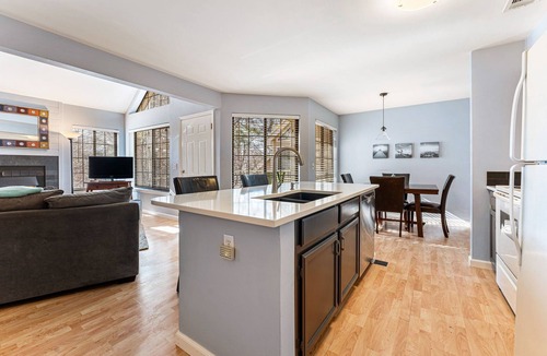 Gunbarrel Condo | Boulder Tree House