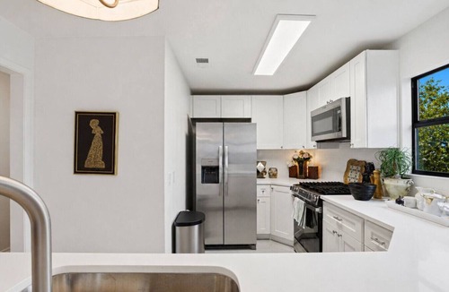 Bouldin House | Bouldin 6 bedroom with heated pool