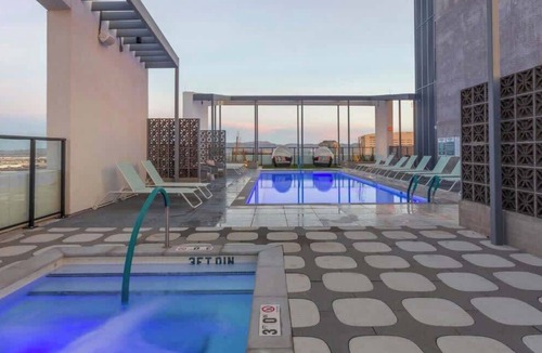 Evans Churchill Apartment | Boulevard Stays - Downtown Phoenix