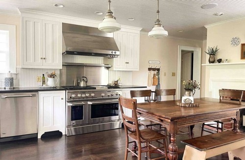 Hillsboro House | Boxwood House - Secluded Farm Retreat - Minutes from Rocky Fork Lake