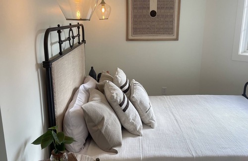 Lexington Hotel | BRAND NEW CONSTRUCTION LUXURY BOUTIQUE HOTEL SUITE