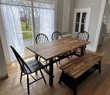 Lower Woods Harbour House | Breakwater Lodge