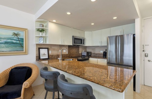 Waikiki Condo | Breathtaking Ocean and Yacht Harbor Views! #1482