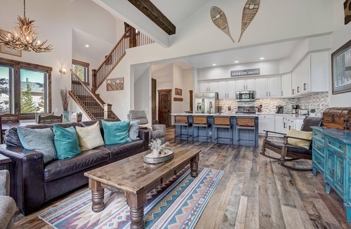 Peak 8 Villa | Breckenridge 137 - Four Bedroom Villa, Sleeps 10
