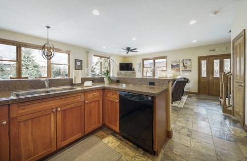 The Highlands Villa | Breckenridge 36 - Three Bedroom Villa, Sleeps 8