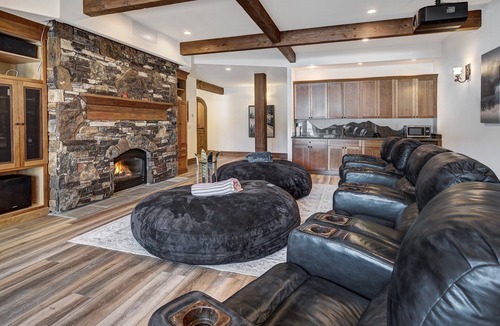 Breckenridge Villa | Breckenridge 87 - Seven Bedroom Villa, Sleeps 16