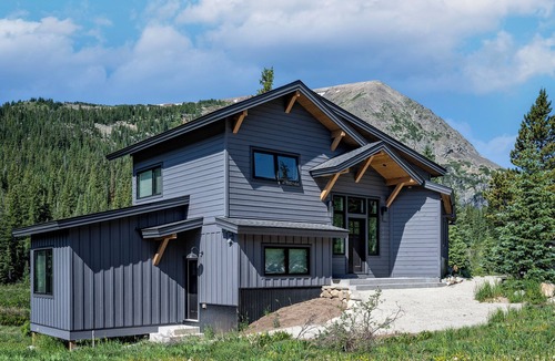 Breckenridge House | Breckenridge mountain home with spectacular views & recently fully renovated!