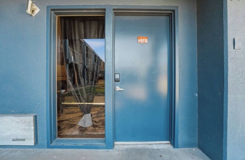 St. Johns Apartment | Bright and modern Centro Flats studio stay