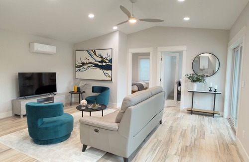 Pleasanton Apartment | Bright & Cozy Apartment: New & Steps to Everything