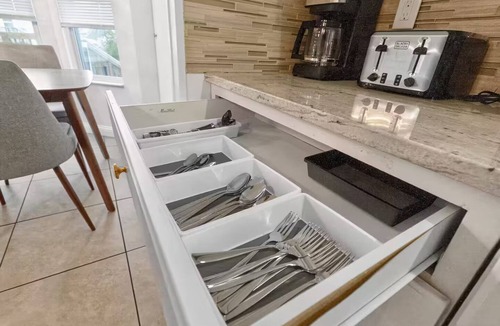 Galloway House | Bright Home w/Patio + Fenced Yard - Sleeps 8