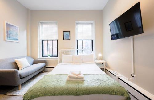 Prudential - St. Botolph Apartment | Bright Modern Studio in the South End