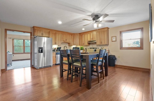 Rockbridge Cabin | Buck Run | Hocking Hills, 5BR, Pool Table, Hot Tub