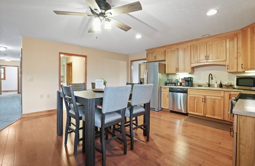 Rockbridge Cabin | Buck Run | Hocking Hills, 5BR, Pool Table, Hot Tub