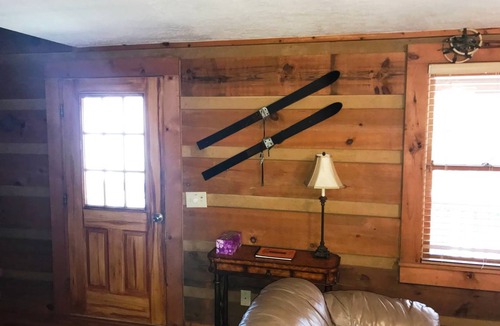 Blowing Rock Cabin | Cabin ∙ 3 bedrooms ∙ 8 guests