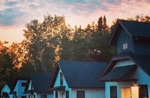Rangeley House | Cabin 4- The Apex