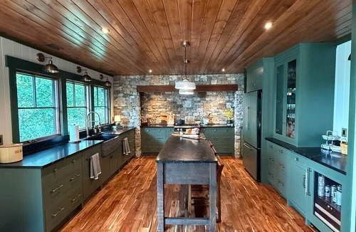 Pisgah Forest House | Camp Shady Pines | Luxury Blue Ridge Mountain Retreat