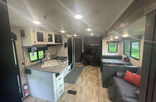 Butte House | Camper trailer in quiet neighborhood near many Multi-use trails.
