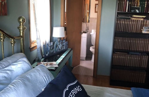 Sagamore House | Cape Cod Canal Great Experience - Private Room and Bath - Great views