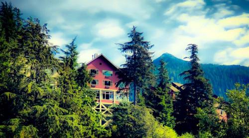 Ketchikan Hotel | Cape Fox Lodge