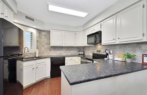 Blowing Rock Condo | Cardinal 202 | Fireplace, Restaurant, Pool, Spa