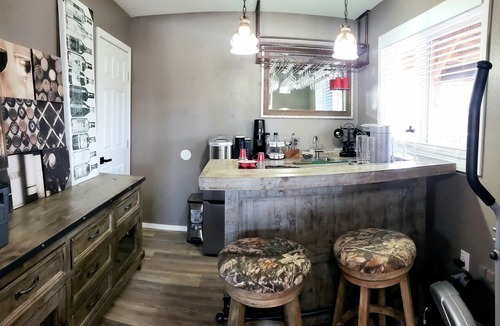 Scenic Foothills House | Caribou Flat: No stairs! 2 Baths, Theater, Bar, Firepit, Gazebo & Yard!
