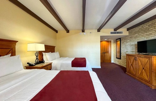 Western Division Hotel | Central Laredo Stay w/Two Pools, Hot Tub, Grill, Airport Shuttle & EV Charging!