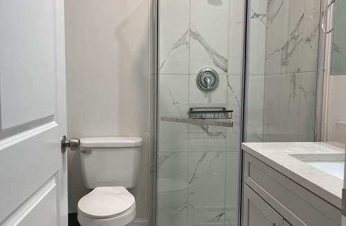 Everett Apartment | Central studio apartment in Everett