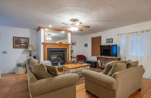 Greenwood Ski Chalet | Chalet w/ Fire Pit, Deck, Grill, Kayaks, Hot Tub, Games!