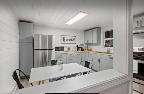 Spenard Apartment | Charming 1-bedroom ground level apartment in Anchorage