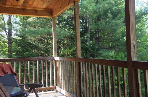 Twin Mountain House | Charming 2-bedroom, 1-bathroom home in Carroll,NH located on 7 acres White Mtns