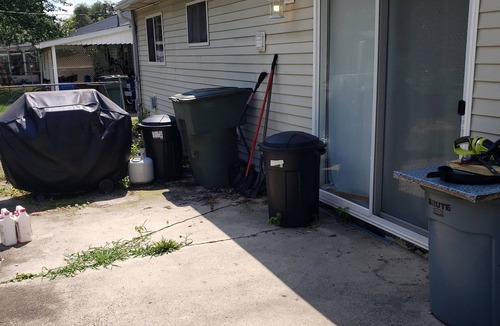 Columbus House | Charming 2-bedroom house with AC in Columbus OH