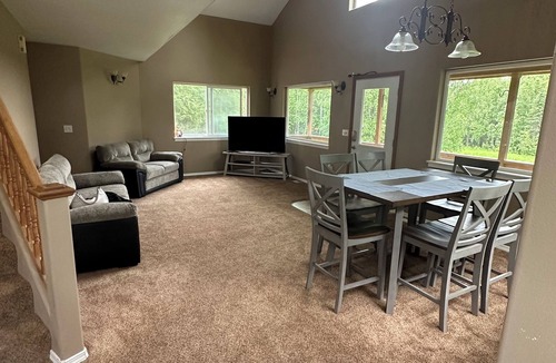 Meadow Lakes House | Charming 3-bedroom house in Wasilla perfect for your getaway