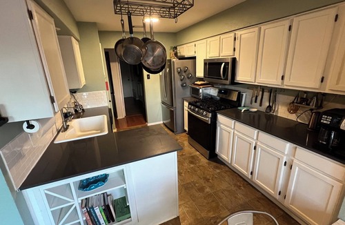 West Oak Hill House | Charming 3-bedroom house 20 min. To downtown Austin, 20 min. To Dripping Springs