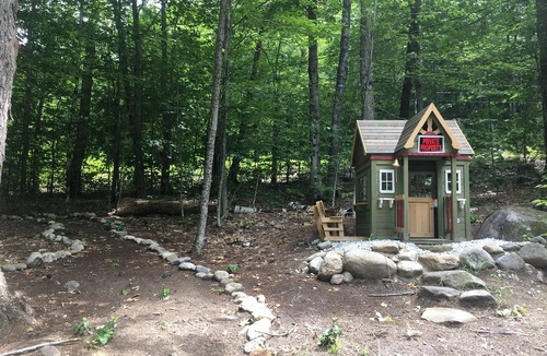 Thornton House | Charming 4-bedroom house surrounded by trees