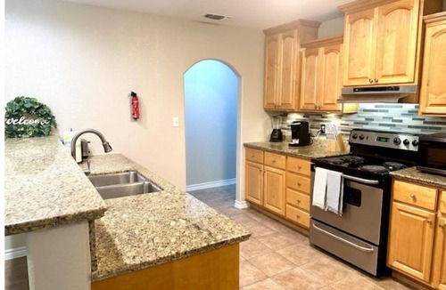 Eagle Pass House | Charming 4beds/2bath Entire Home