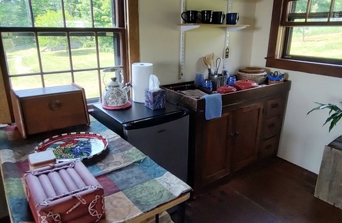 Topsham Cabin | Charming Cabin With Stunning Views!