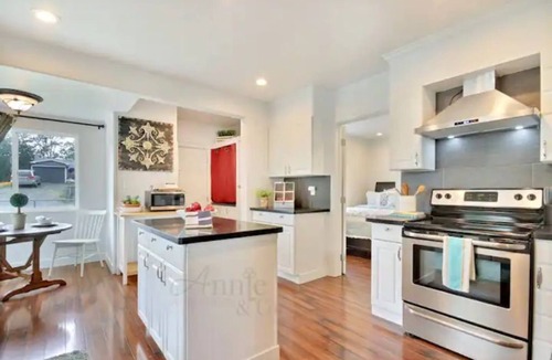 South Tacoma House | Charming Gem in Tacoma