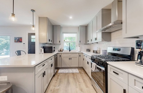 North University House | Charming house with Internet in Central Austin near local attractions
