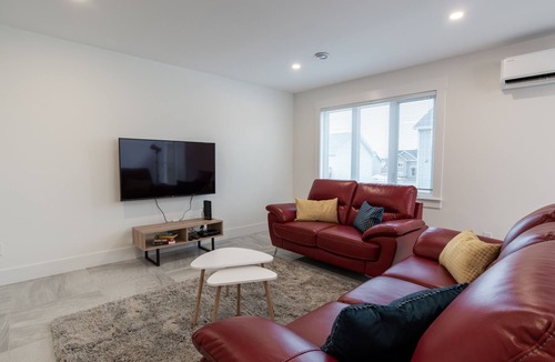 Moncton House | ⋆Charming, modern, luxury house with garage⋆