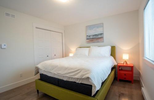 Moncton House | Charming, modern, luxury house with garage