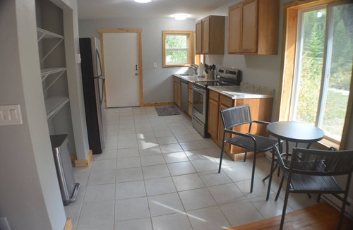 Grant Cabin | Charming Mountain Log Cabin Duplex Close to Trails
