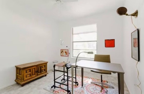 East Congress House | Charming South Congress Home 2/2