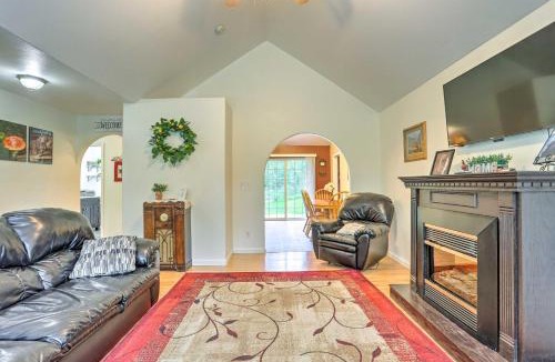 Meadow Lakes House | Charming Wasilla Retreat: Walk to Lake Lalen!