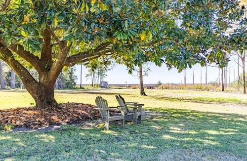 Wanchese House | Charming waterfront studio/sleeps 4/pet friendly
