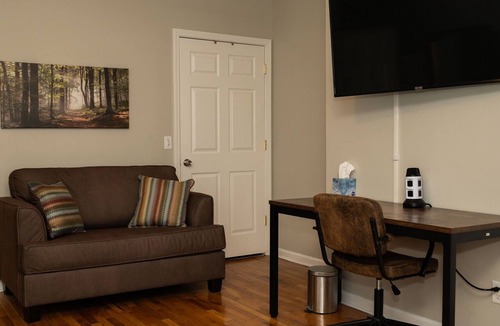 East Price Hill Condo | Chic Apt with Private Deck and Parking