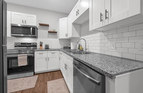 Barker House | Chic, Just Built 2 Bed 2 Bath Home!